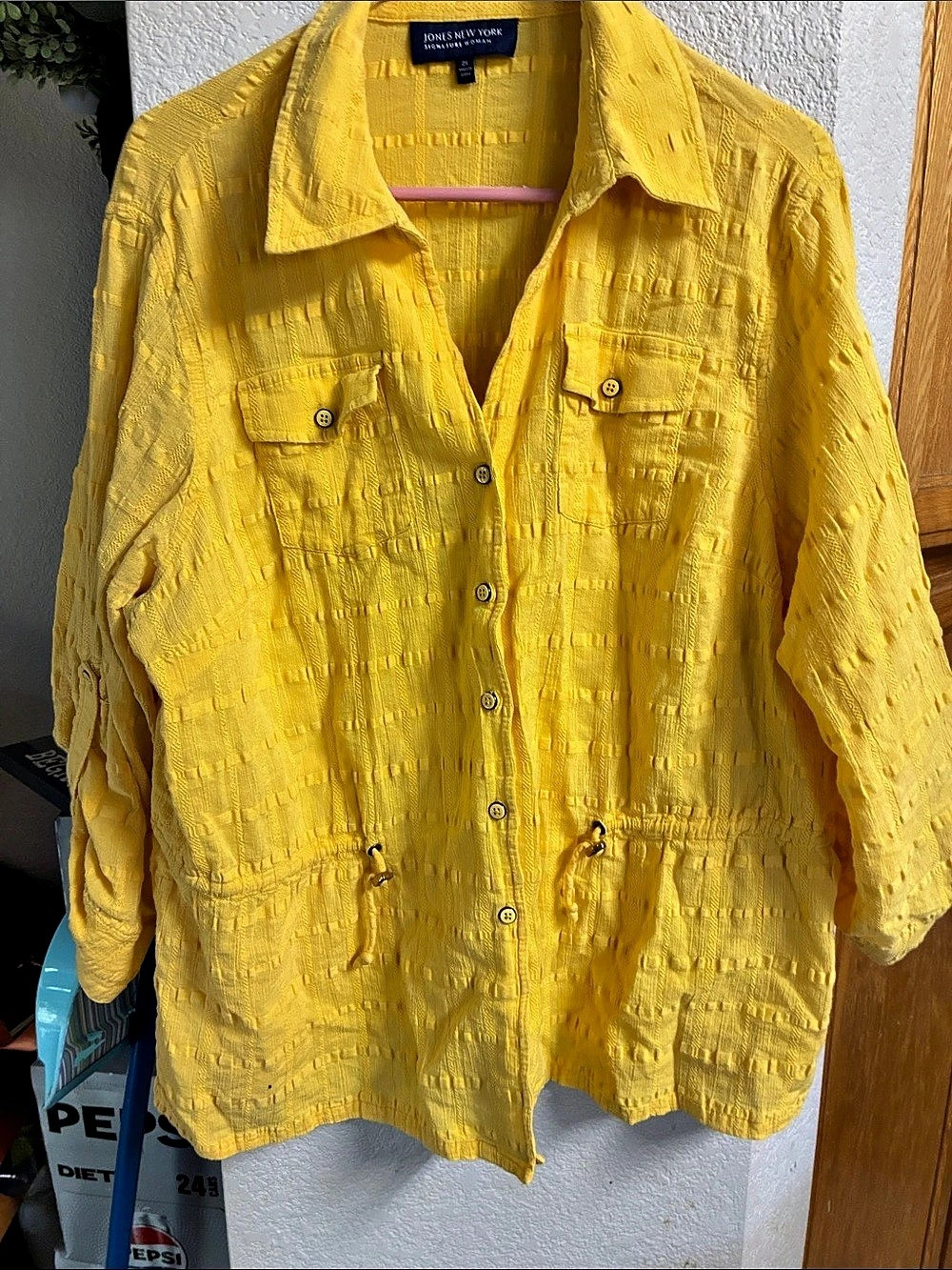 Jones New York Textured Button Down Shirt in Yellow Like New
